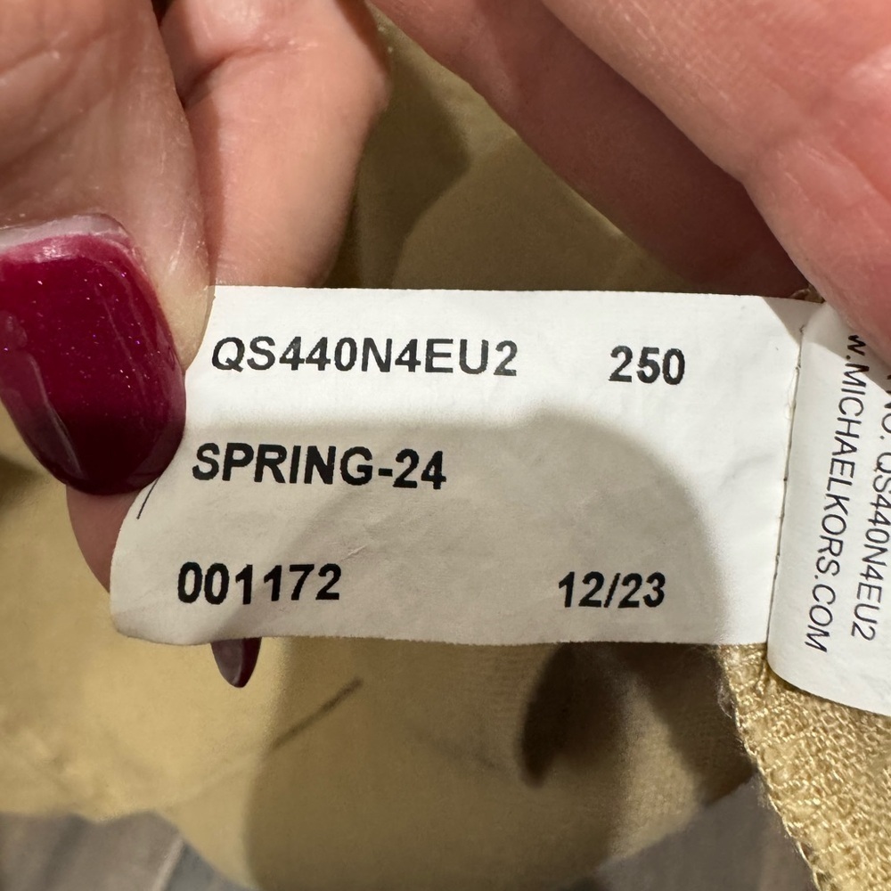 Michael Kors Tan Linen Blend Puff Sleeve Blouse XL Gold Hardware Spring 2024 - Picture 11 of 13